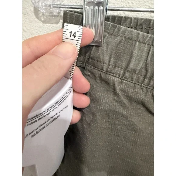 Vuori Women's Ripstop Climber Pants Green Oregano Camouflage Size XS - Picture 3 of 7